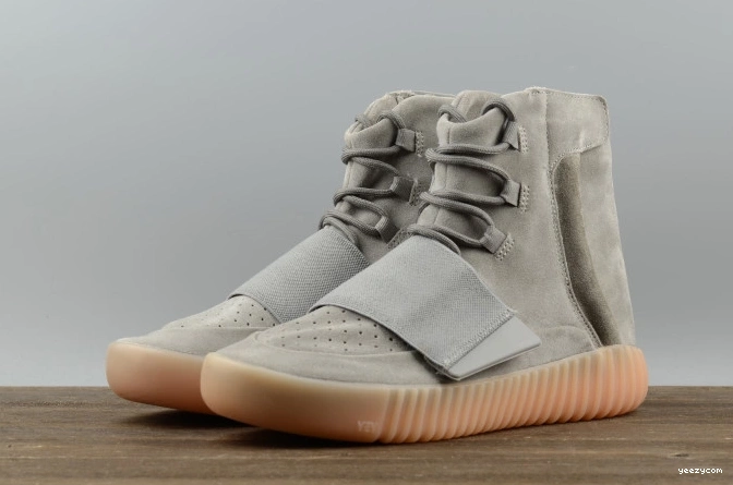 LIGHT 750 YEEZY GREY GLOW GUM BOOST DARK BB1840 ADIDAS 1027